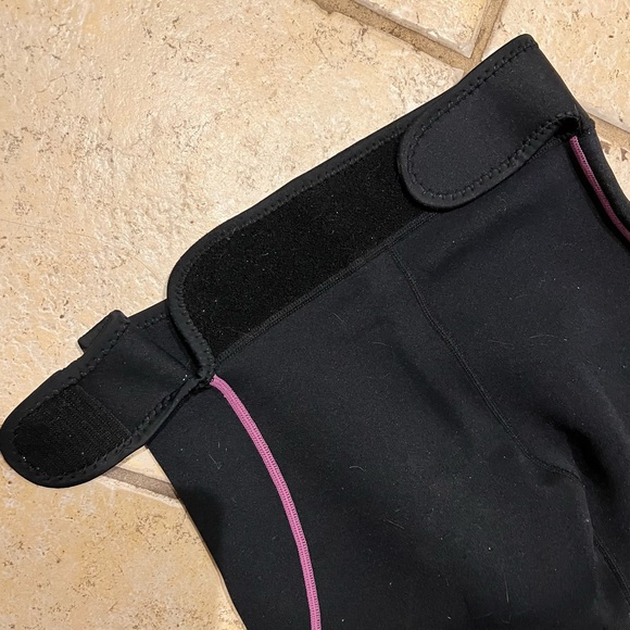 1.5mm Neoprene Wetsuit Leggings, medium size (can fit 0-6). - Picture 4 of 4